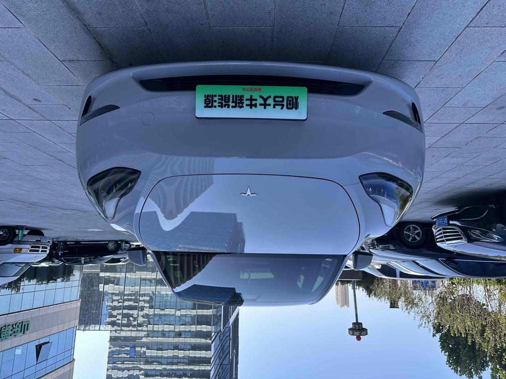 Tesla Tesla Model Y в цвете и кузовом – это идеальный выбор среди китайских автомобилей. Доступная цена и надежность гарантированы.