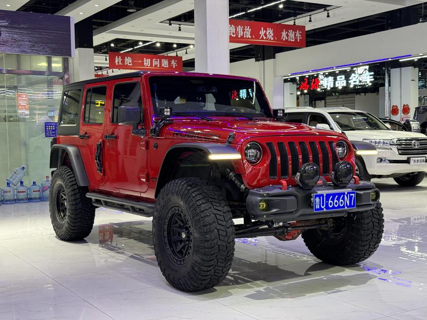 Jeep Jeep Wrangler в цвете и кузовом – это идеальный выбор среди китайских автомобилей. Доступная цена и надежность гарантированы.