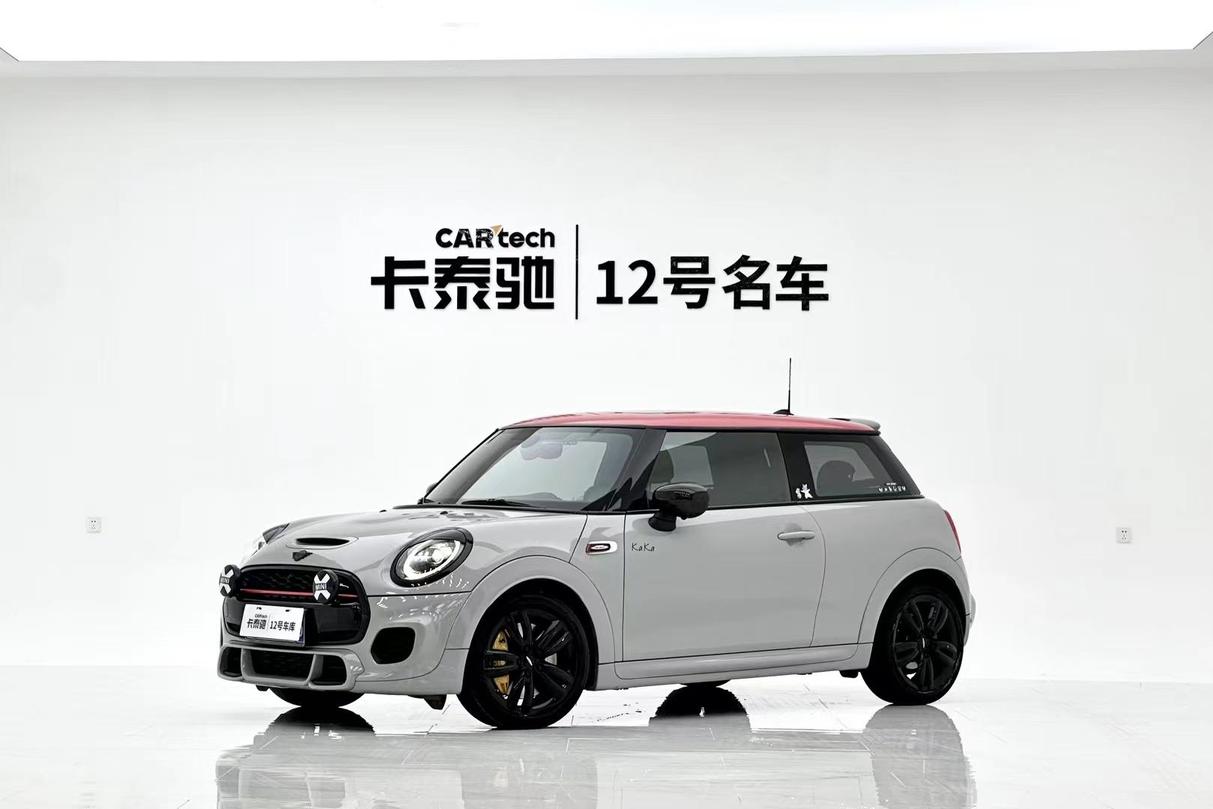 MINI MINI JCW в цвете и кузовом – это идеальный выбор среди китайских автомобилей. Доступная цена и надежность гарантированы.