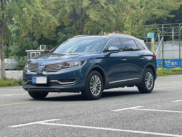 Lincoln Lincoln MKX в цвете и кузовом – это идеальный выбор среди китайских автомобилей. Доступная цена и надежность гарантированы.