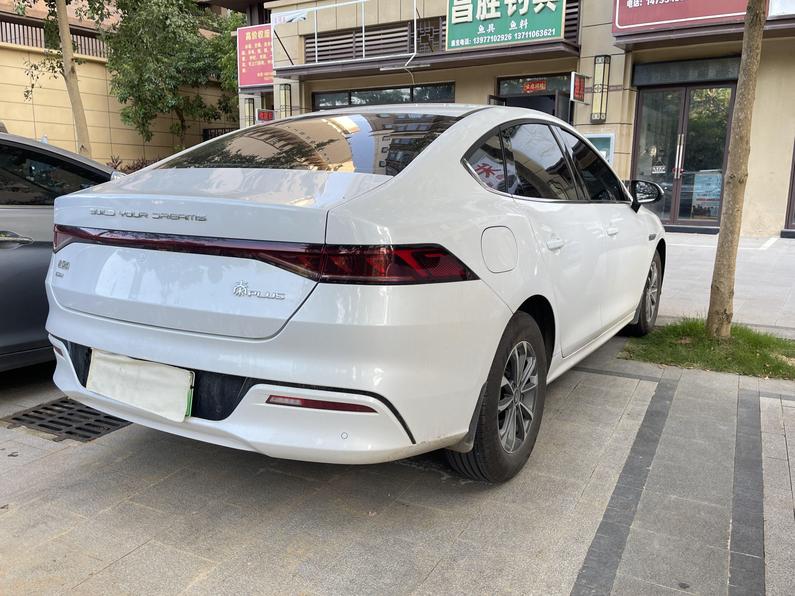BYD BYD Qin PLUS в цвете и кузовом – это идеальный выбор среди китайских автомобилей. Доступная цена и надежность гарантированы.