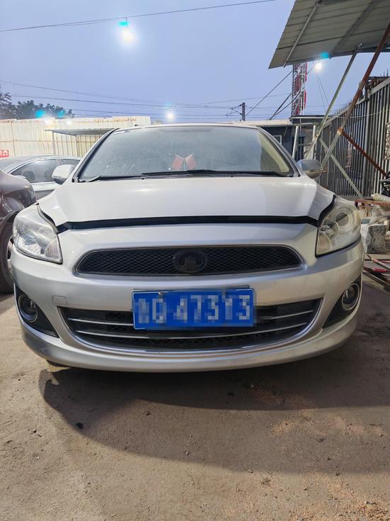 Great Wall Great Wall C50 в цвете и кузовом – это идеальный выбор среди китайских автомобилей. Доступная цена и надежность гарантированы.
