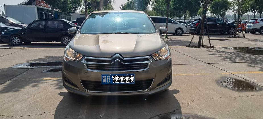Citroen Citroen C4L в цвете и кузовом – это идеальный выбор среди китайских автомобилей. Доступная цена и надежность гарантированы.
