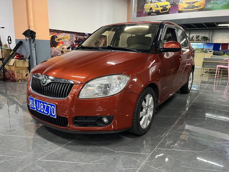 Skoda Skoda Fabia в цвете и кузовом – это идеальный выбор среди китайских автомобилей. Доступная цена и надежность гарантированы.