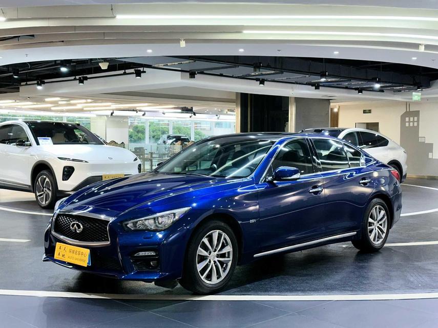 Infiniti Infiniti Q50L в цвете и кузовом – это идеальный выбор среди китайских автомобилей. Доступная цена и надежность гарантированы.