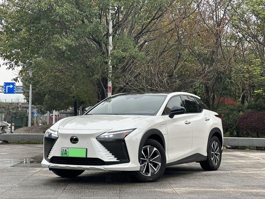 Lexus Lexus RZ в цвете и кузовом – это идеальный выбор среди китайских автомобилей. Доступная цена и надежность гарантированы.