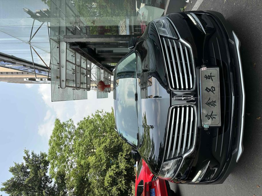 Lincoln Lincoln MKC в цвете и кузовом – это идеальный выбор среди китайских автомобилей. Доступная цена и надежность гарантированы.