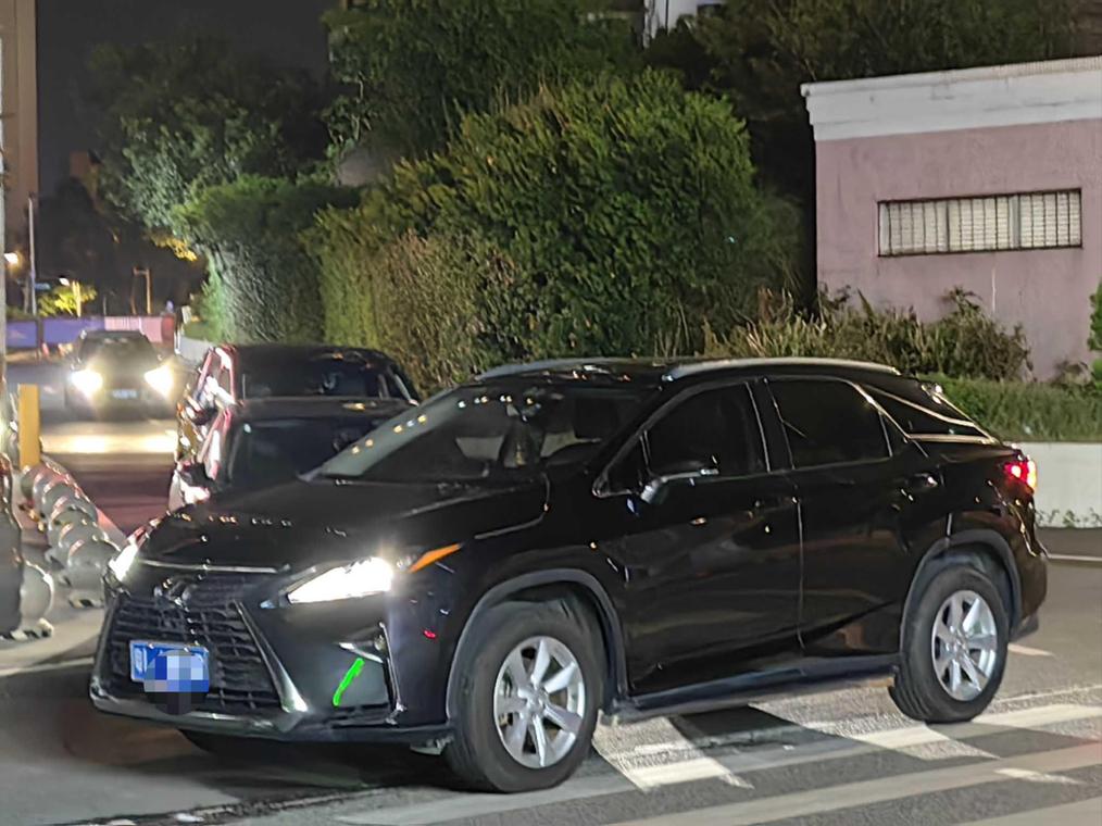 Lexus Lexus RX в цвете и кузовом – это идеальный выбор среди китайских автомобилей. Доступная цена и надежность гарантированы.