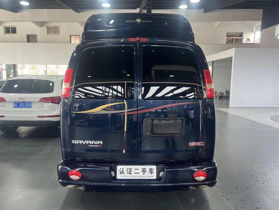 GMC GMC SAVANA в цвете и кузовом – это идеальный выбор среди китайских автомобилей. Доступная цена и надежность гарантированы.