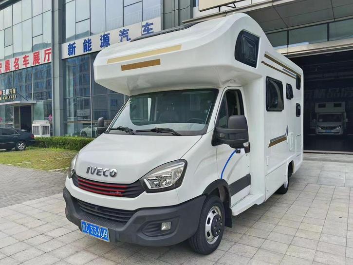 Iveco Iveco Daily в цвете и кузовом – это идеальный выбор среди китайских автомобилей. Доступная цена и надежность гарантированы.