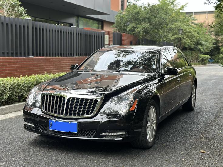 Maybach Maybach в цвете и кузовом – это идеальный выбор среди китайских автомобилей. Доступная цена и надежность гарантированы.