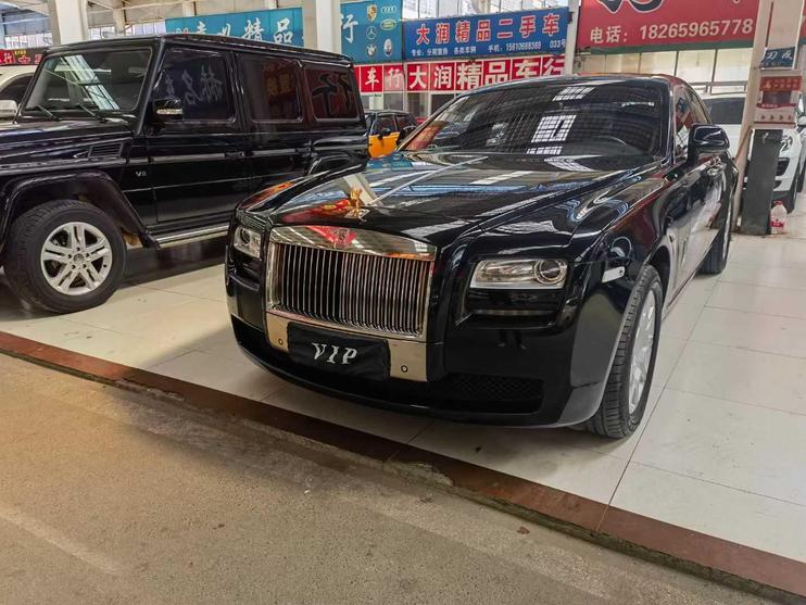 Rolls-Royce Rolls-Royce Ghost в цвете и кузовом – это идеальный выбор среди китайских автомобилей. Доступная цена и надежность гарантированы.