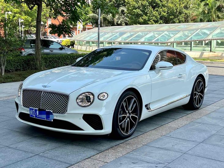 Bentley Bentley Continental в цвете и кузовом – это идеальный выбор среди китайских автомобилей. Доступная цена и надежность гарантированы.