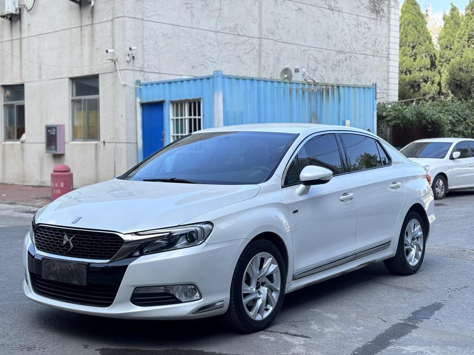 DS DS 5LS в цвете и кузовом – это идеальный выбор среди китайских автомобилей. Доступная цена и надежность гарантированы.