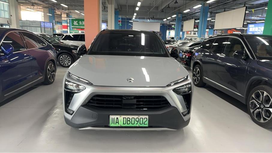 NIO NIO ES8 в цвете и кузовом – это идеальный выбор среди китайских автомобилей. Доступная цена и надежность гарантированы.