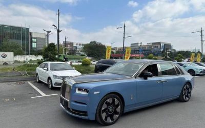 Audi Audi A8 в цвете и кузовом – это идеальный выбор среди китайских автомобилей. Доступная цена и надежность гарантированы.
