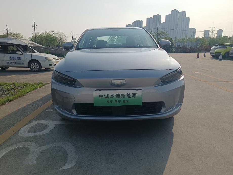 Geely Geometry Geely Geometry A в цвете и кузовом – это идеальный выбор среди китайских автомобилей. Доступная цена и надежность гарантированы.