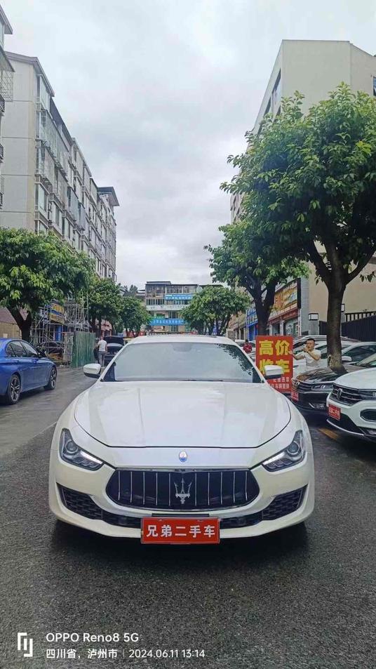 Maserati Maserati Ghibli в цвете и кузовом – это идеальный выбор среди китайских автомобилей. Доступная цена и надежность гарантированы.