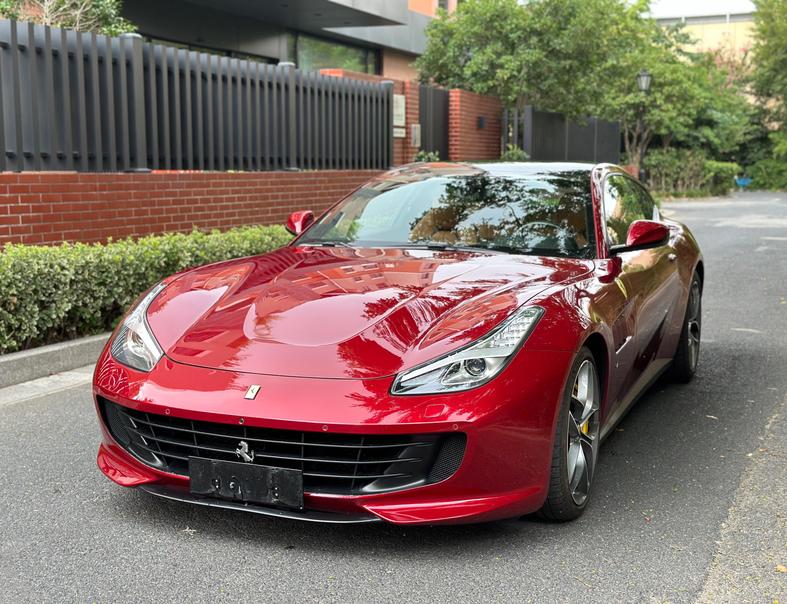 Ferrari Ferrari GTC4Lusso в цвете и кузовом – это идеальный выбор среди китайских автомобилей. Доступная цена и надежность гарантированы.