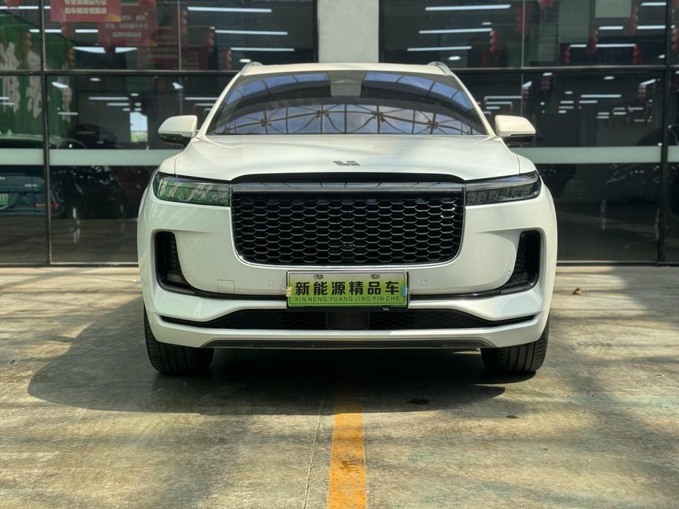 Li Auto LI ONE в цвете и кузовом – это идеальный выбор среди китайских автомобилей. Доступная цена и надежность гарантированы.