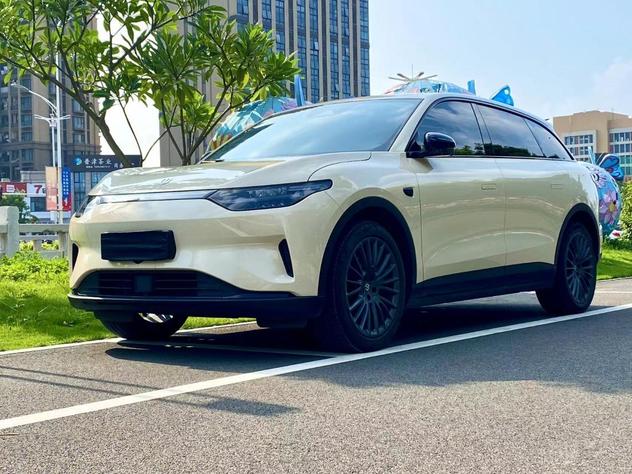 LEAPMOTOR Leapmotor C11 в цвете и кузовом – это идеальный выбор среди китайских автомобилей. Доступная цена и надежность гарантированы.