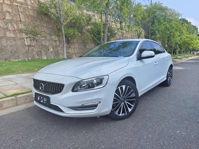 Volvo Volvo S60 в цвете и кузовом – это идеальный выбор среди китайских автомобилей. Доступная цена и надежность гарантированы.