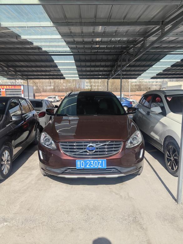 Volvo Volvo XC60 в цвете и кузовом – это идеальный выбор среди китайских автомобилей. Доступная цена и надежность гарантированы.