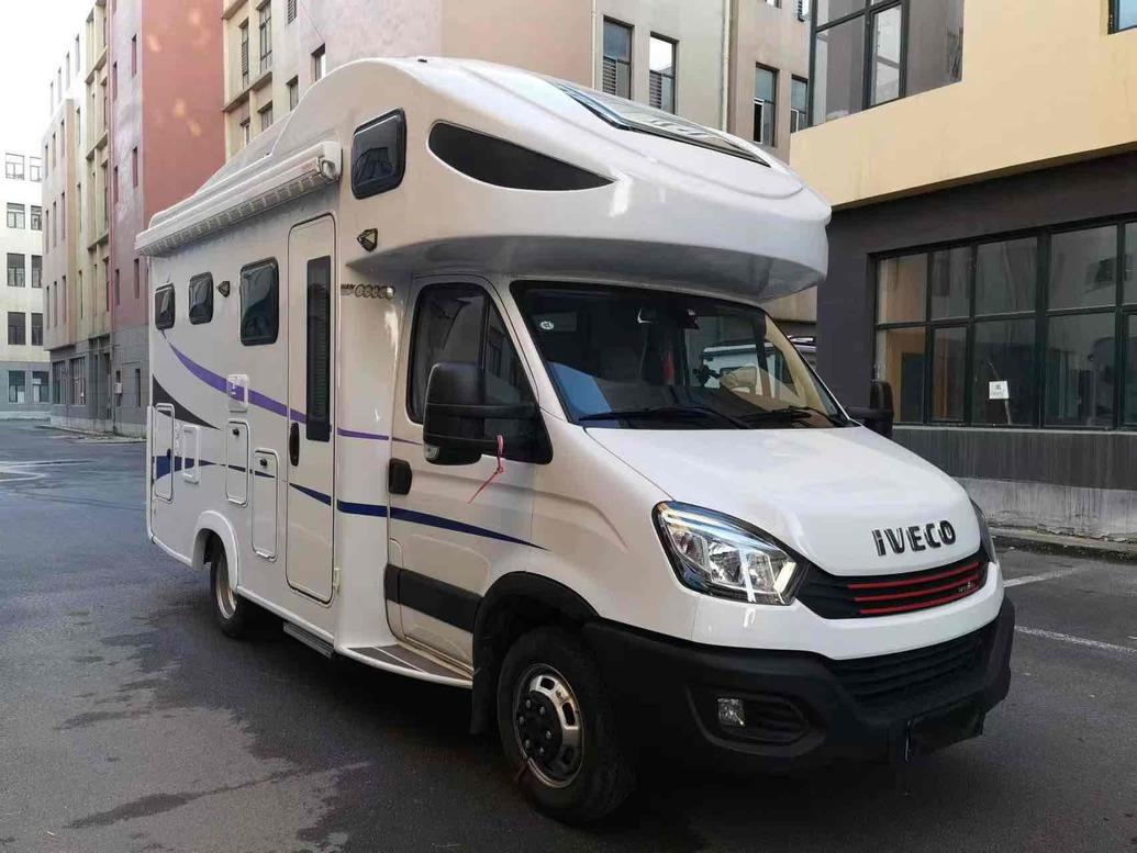 Iveco Iveco Daily в цвете и кузовом – это идеальный выбор среди китайских автомобилей. Доступная цена и надежность гарантированы.