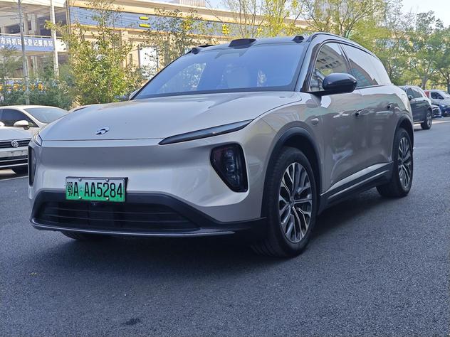 NIO NIO ES6 в цвете и кузовом – это идеальный выбор среди китайских автомобилей. Доступная цена и надежность гарантированы.