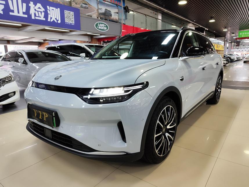 LEAPMOTOR Leapmotor C11 в цвете и кузовом – это идеальный выбор среди китайских автомобилей. Доступная цена и надежность гарантированы.
