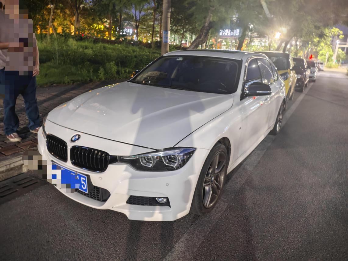 BMW BMW 3 Series в цвете и кузовом – это идеальный выбор среди китайских автомобилей. Доступная цена и надежность гарантированы.