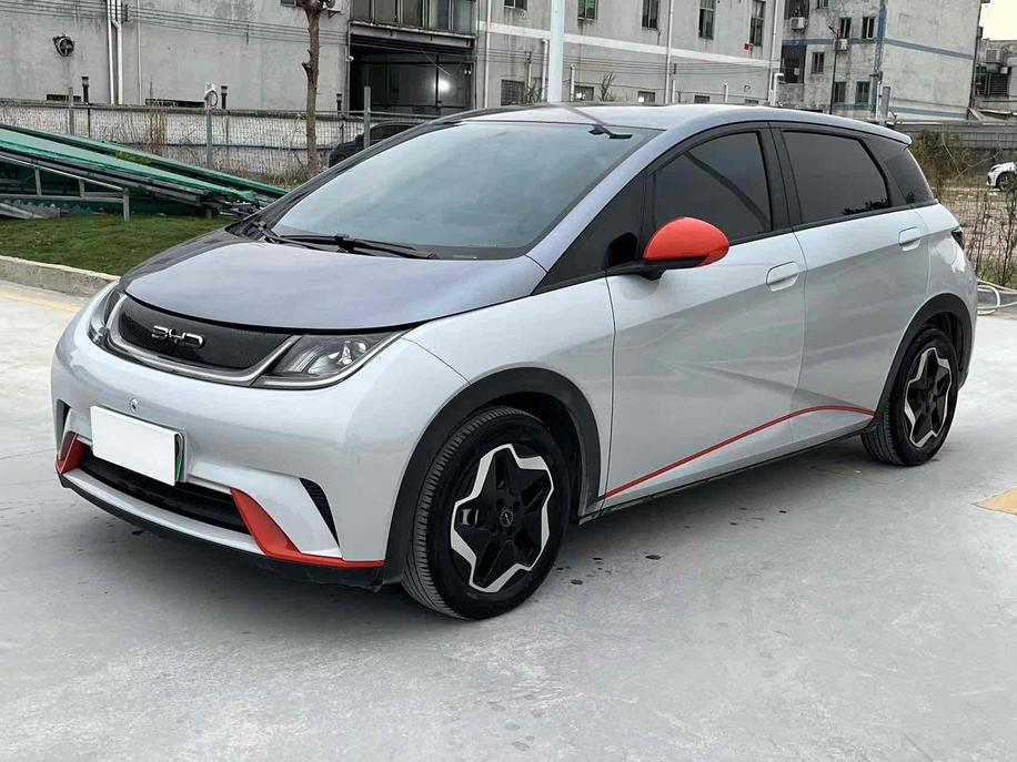 BYD BYD Dolphin в цвете и кузовом – это идеальный выбор среди китайских автомобилей. Доступная цена и надежность гарантированы.
