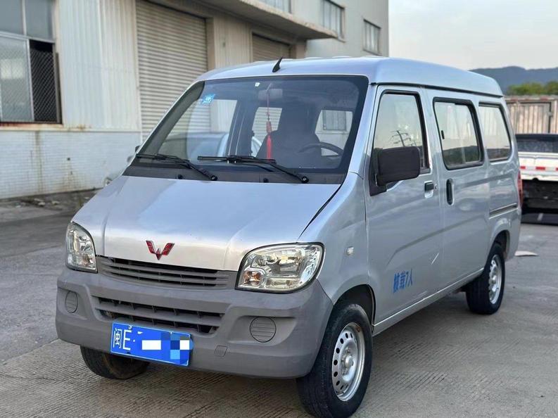 WuLing Wuling Rongguang в цвете и кузовом – это идеальный выбор среди китайских автомобилей. Доступная цена и надежность гарантированы.