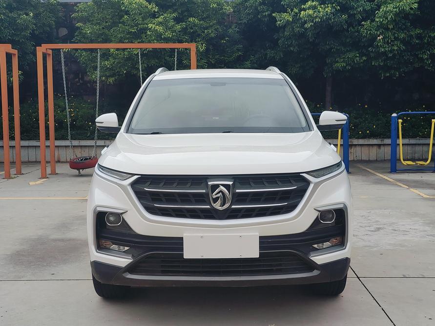 Baojun Baojun 530 в цвете и кузовом – это идеальный выбор среди китайских автомобилей. Доступная цена и надежность гарантированы.