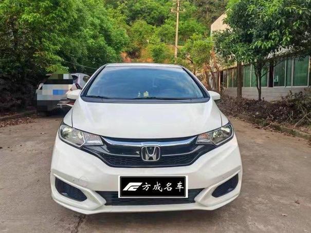 Honda Honda Fit в цвете и кузовом – это идеальный выбор среди китайских автомобилей. Доступная цена и надежность гарантированы.