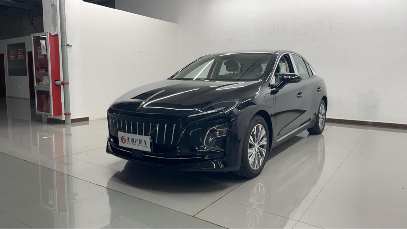 Hongqi Hongqi E-QM5 в цвете и кузовом – это идеальный выбор среди китайских автомобилей. Доступная цена и надежность гарантированы.