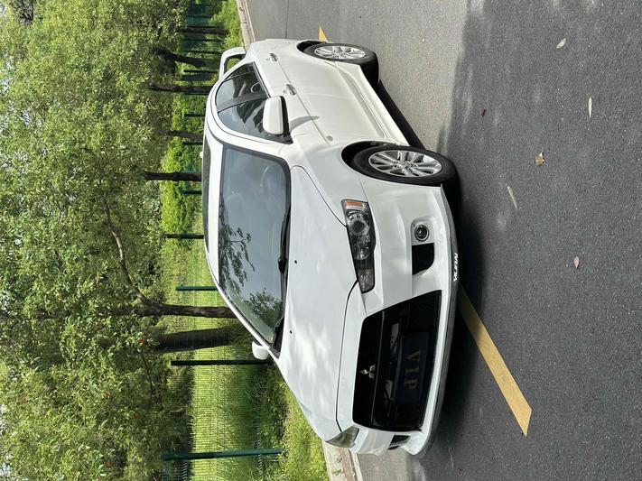 Mitsubishi Mitsubishi Lancer в цвете и кузовом – это идеальный выбор среди китайских автомобилей. Доступная цена и надежность гарантированы.
