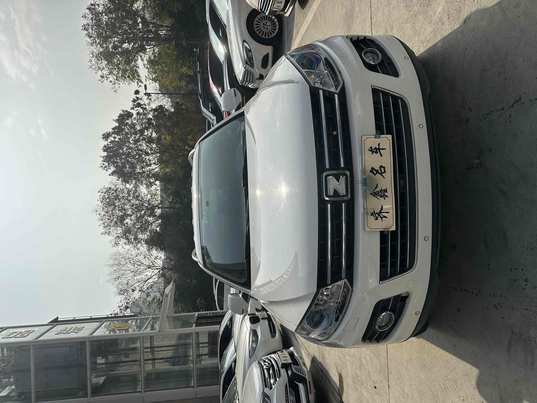 Zotye Zotye T600 в цвете и кузовом – это идеальный выбор среди китайских автомобилей. Доступная цена и надежность гарантированы.