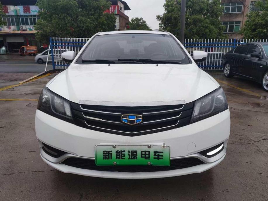 Geely Geely Emgrand в цвете и кузовом – это идеальный выбор среди китайских автомобилей. Доступная цена и надежность гарантированы.