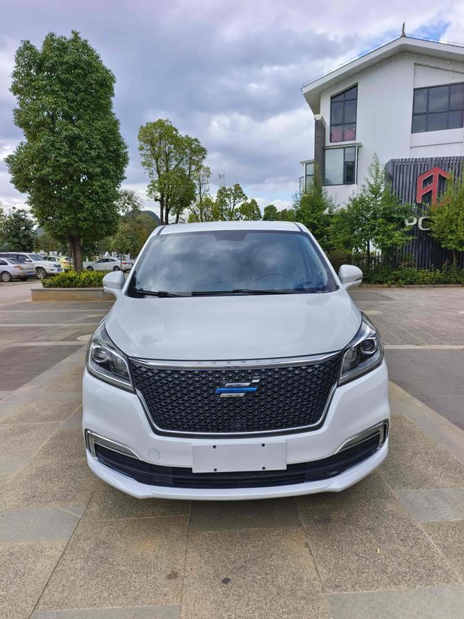 Changan Oshan Changan Oshan COSMOS в цвете и кузовом – это идеальный выбор среди китайских автомобилей. Доступная цена и надежность гарантированы.