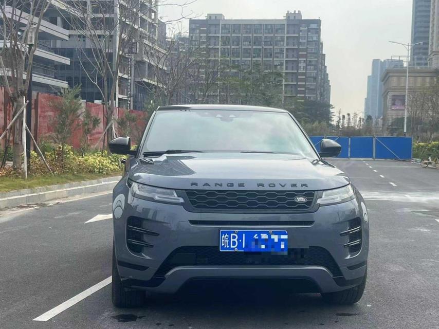 Land Rover Land Rover Range Rover Evoque в цвете и кузовом – это идеальный выбор среди китайских автомобилей. Доступная цена и надежность гарантированы.