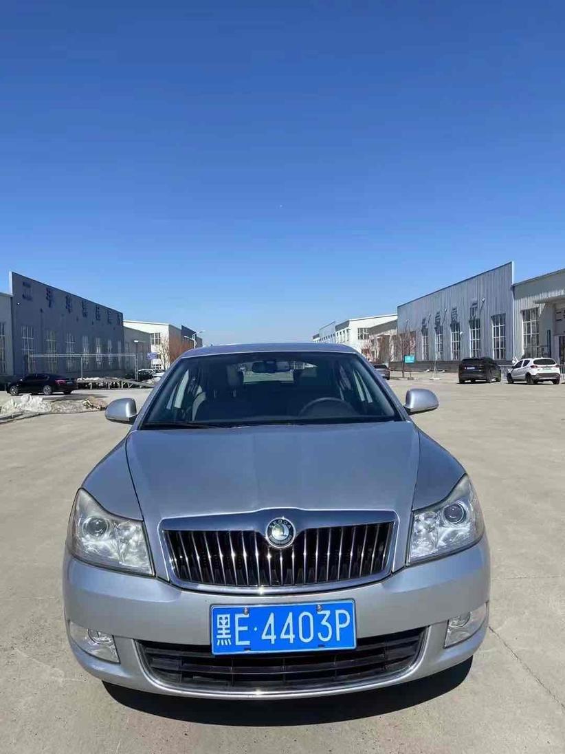 Skoda Skoda Octavia в цвете и кузовом – это идеальный выбор среди китайских автомобилей. Доступная цена и надежность гарантированы.