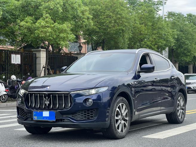 Maserati Maserati Levante в цвете и кузовом – это идеальный выбор среди китайских автомобилей. Доступная цена и надежность гарантированы.