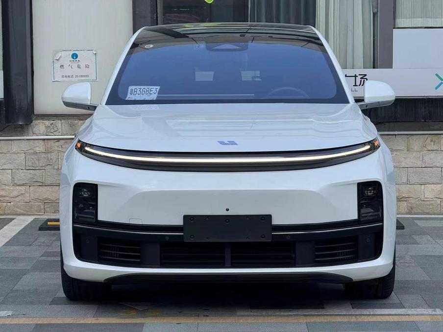 Li Auto LI L7 в цвете и кузовом – это идеальный выбор среди китайских автомобилей. Доступная цена и надежность гарантированы.