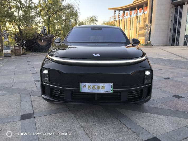 Li Auto LI L7 в цвете и кузовом – это идеальный выбор среди китайских автомобилей. Доступная цена и надежность гарантированы.