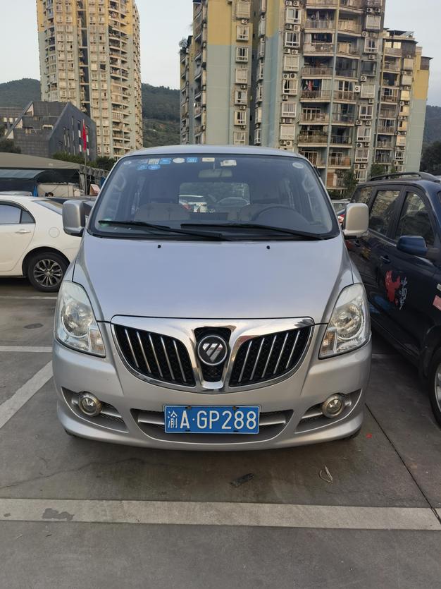 Foton Foton MP-X E в цвете и кузовом – это идеальный выбор среди китайских автомобилей. Доступная цена и надежность гарантированы.