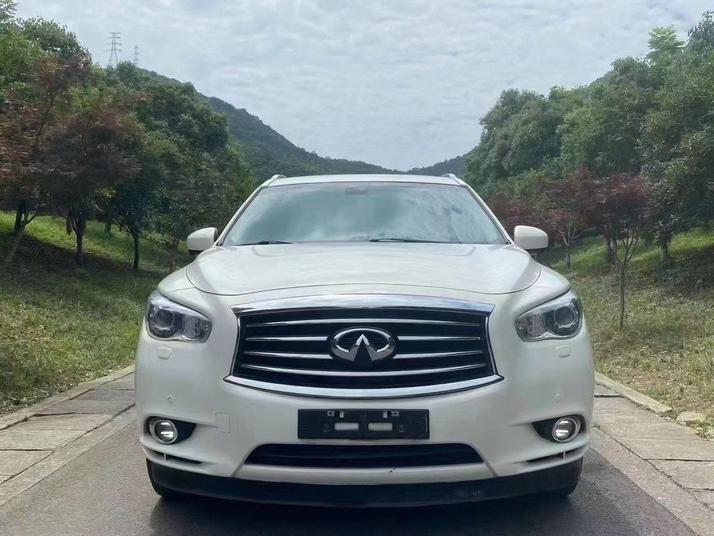 Infiniti Infiniti QX60 в цвете и кузовом – это идеальный выбор среди китайских автомобилей. Доступная цена и надежность гарантированы.