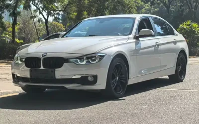 BMW BMW 3 Series в цвете и кузовом – это идеальный выбор среди китайских автомобилей. Доступная цена и надежность гарантированы.