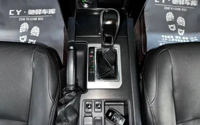 Toyota Toyota Corolla Cross в цвете и кузовом – это идеальный выбор среди китайских автомобилей. Доступная цена и надежность гарантированы.