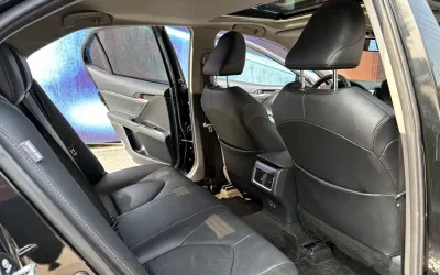 Toyota Toyota Corolla Cross в цвете и кузовом – это идеальный выбор среди китайских автомобилей. Доступная цена и надежность гарантированы.